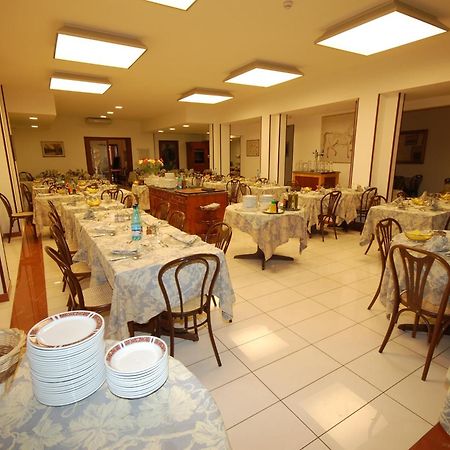 Hotel Bella Riviera Lungomare Viareggio Extérieur photo