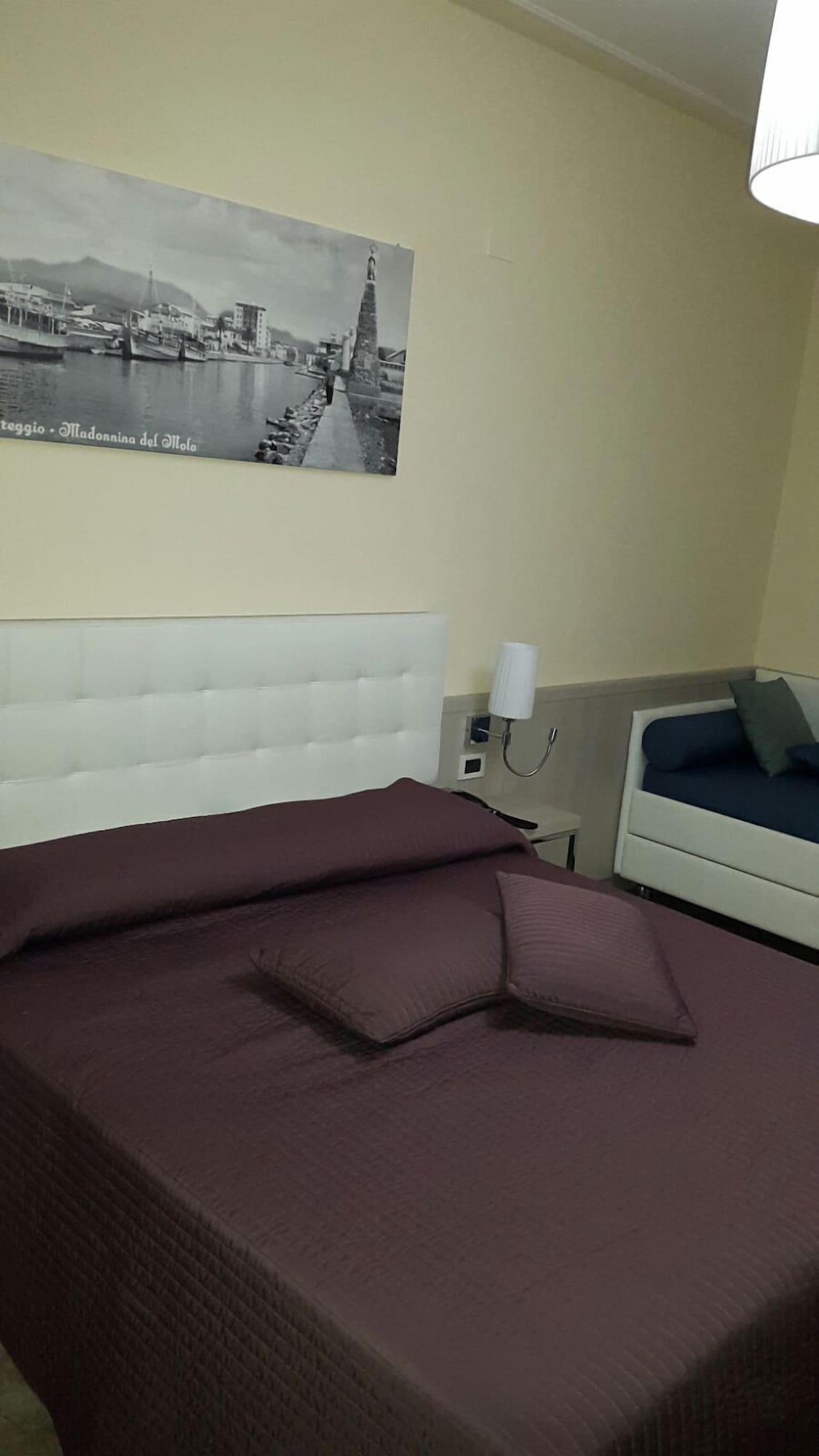 Hotel Bella Riviera Lungomare Viareggio Extérieur photo