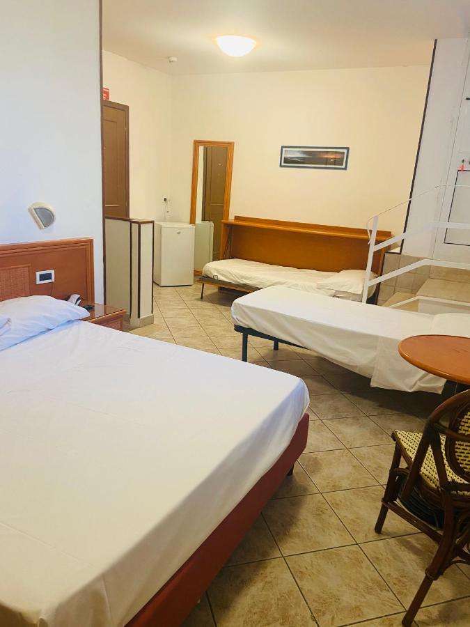 Hotel Bella Riviera Lungomare Viareggio Extérieur photo