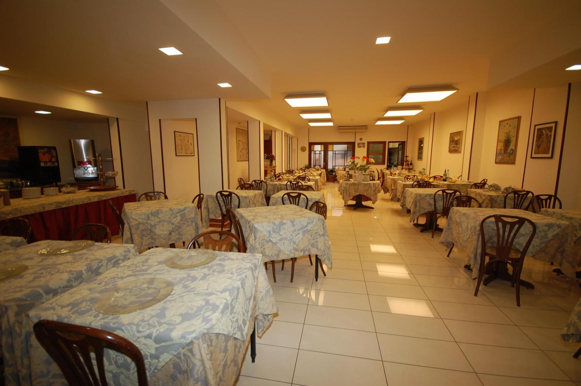 Hotel Bella Riviera Lungomare Viareggio Extérieur photo